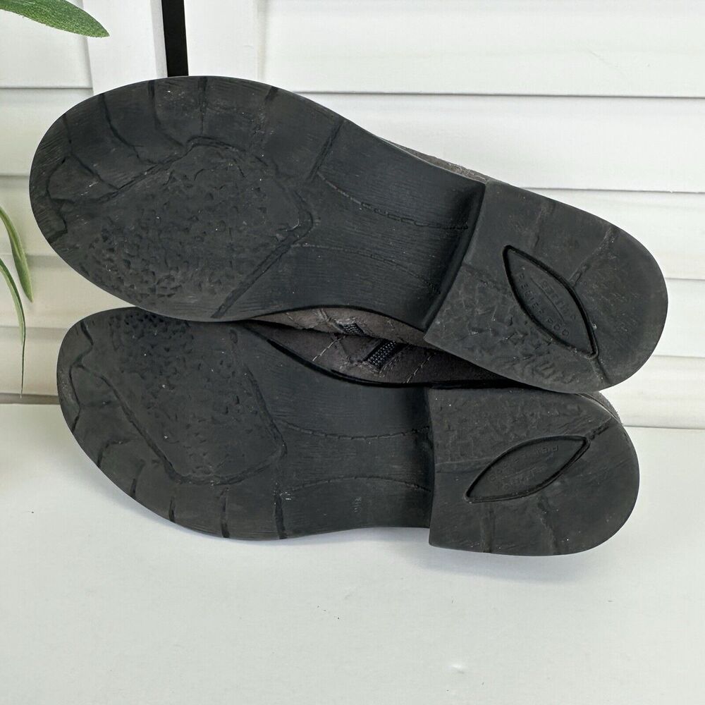 Earth Avani Buxton Gray‎ Ankle Boots Suede Leather Burnished Zip Size 8 Wide - Picture 7 of 10